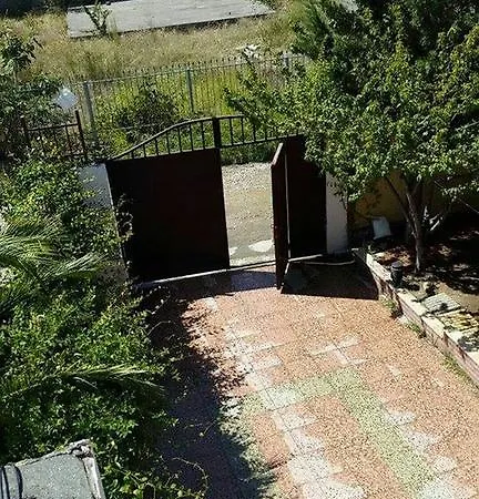 Unik Private Center